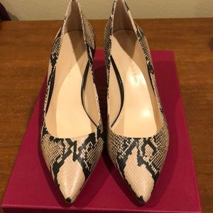 Banana Republic Kitten Heels size 10